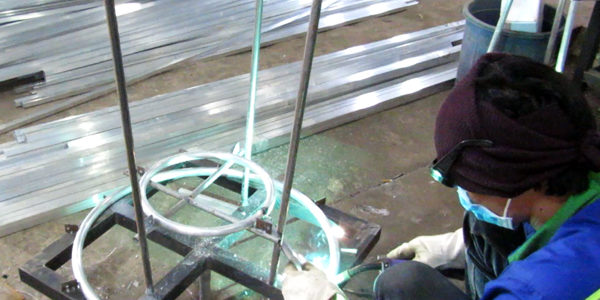 Video các công đoạn sản xuất khung bàn cafe tại xưởng cơ khí Minh Thy
