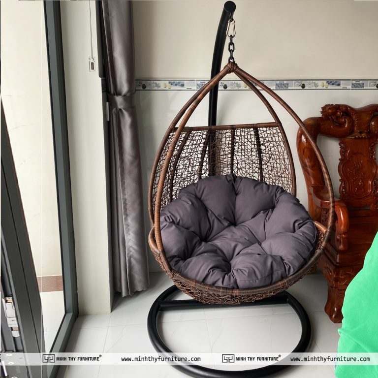 Ghế xích đu trứng có kích thước nhỏ 1m2 thích hợp với mọi không gian