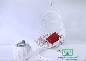 Ghế xích đu trứng có giá bao nhiêu?