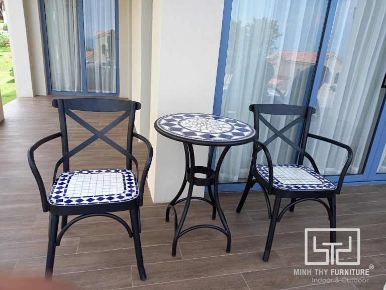 Minh Thy sản xuất hơn 1000 bộ bàn ghế nhôm ốp đá mosaic cho resorts ven biển