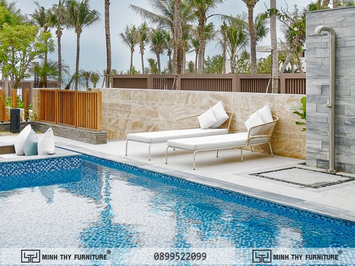 Giường tắm nắng thương hiệu Minh Thy tại Five Villas Resort
