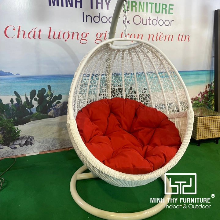 Ghế xích đu hình giọt nước MT994 màu trắng tinh khôi Ghế xích đu hình giọt nước MT994 màu trắng tinh khôi