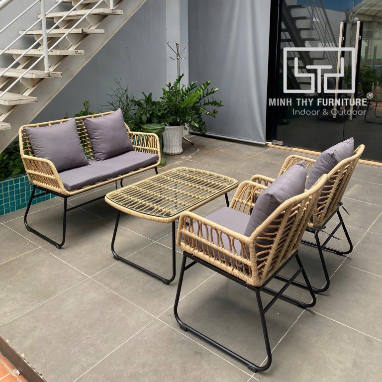 Bộ bàn ghế nội thất giả mây được giao tại công trình