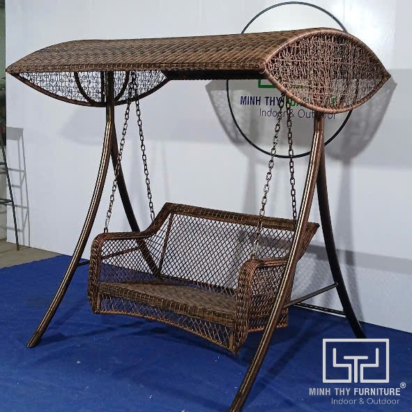 Xích đu giả mây đẹp mắt về thiết kế an toàn về kết cấu